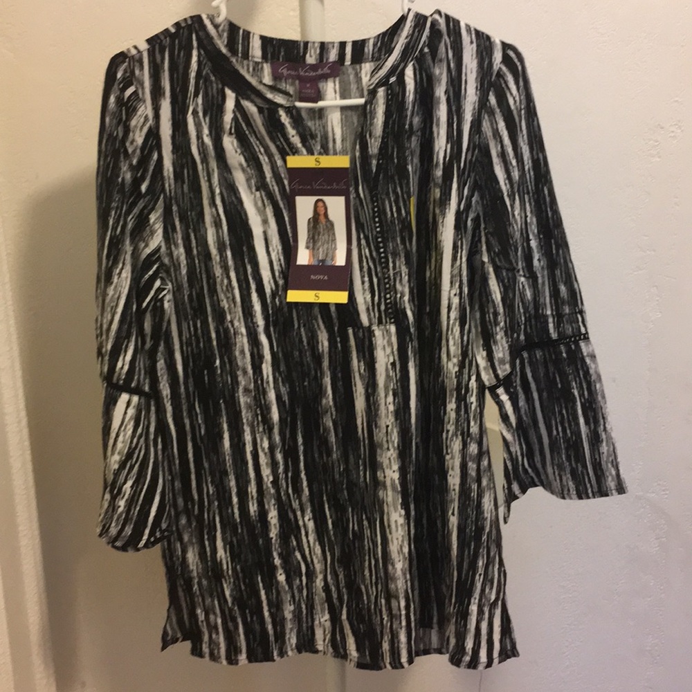 Women’s shirt